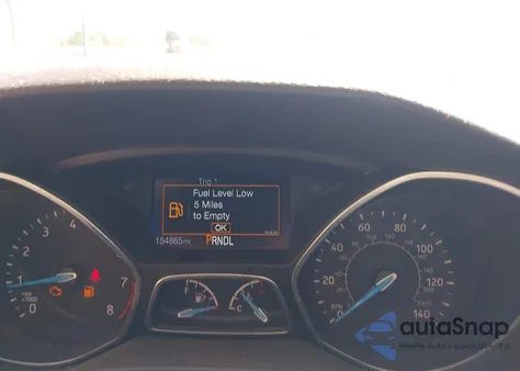 2017 Ford Focus S z USA, uszkodzony, nr VIN 1FADP3E22HL307064